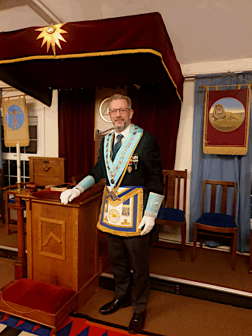 W.Bro. Phillip Butler by the pedestal